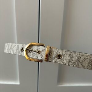 Michael Kors Reversible White/Brown Logo Belt